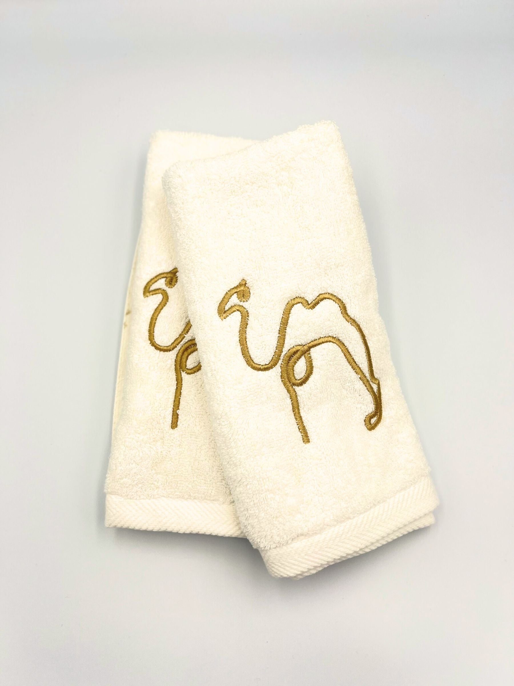 Serviettes Invités Brodées – Lot de 2 (Motifs au choix)