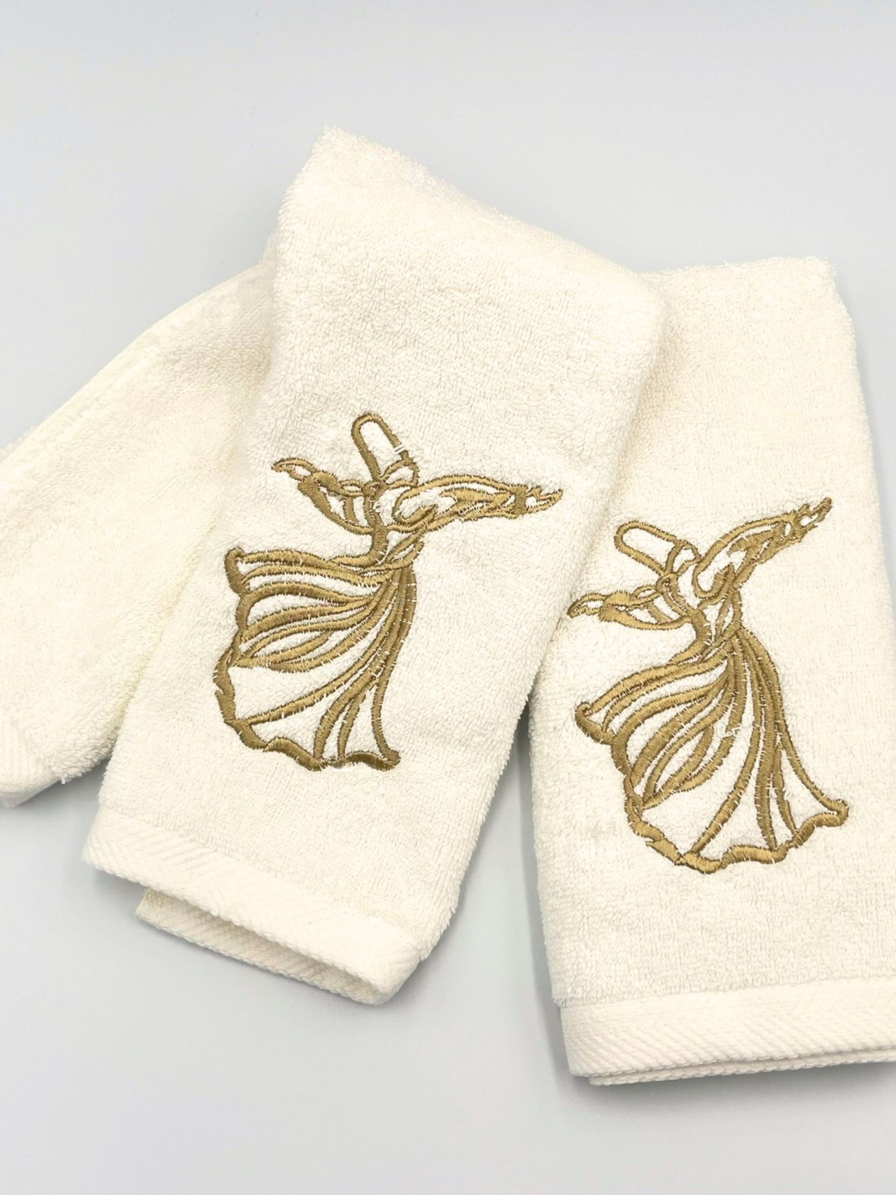 Serviettes Invités Brodées – Lot de 2 (Motifs au choix)