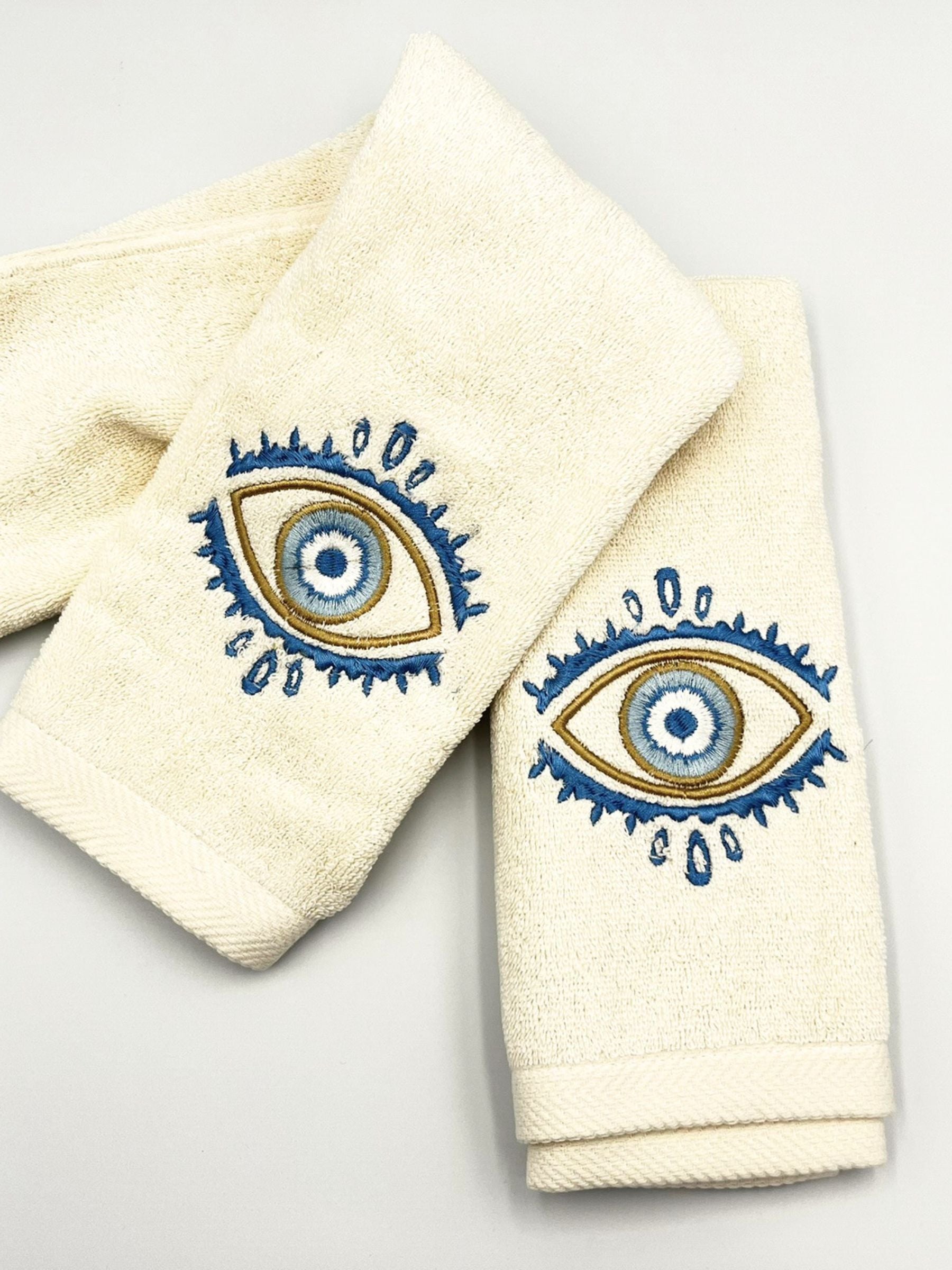 Serviettes Invités Brodées – Lot de 2 (Motifs au choix)