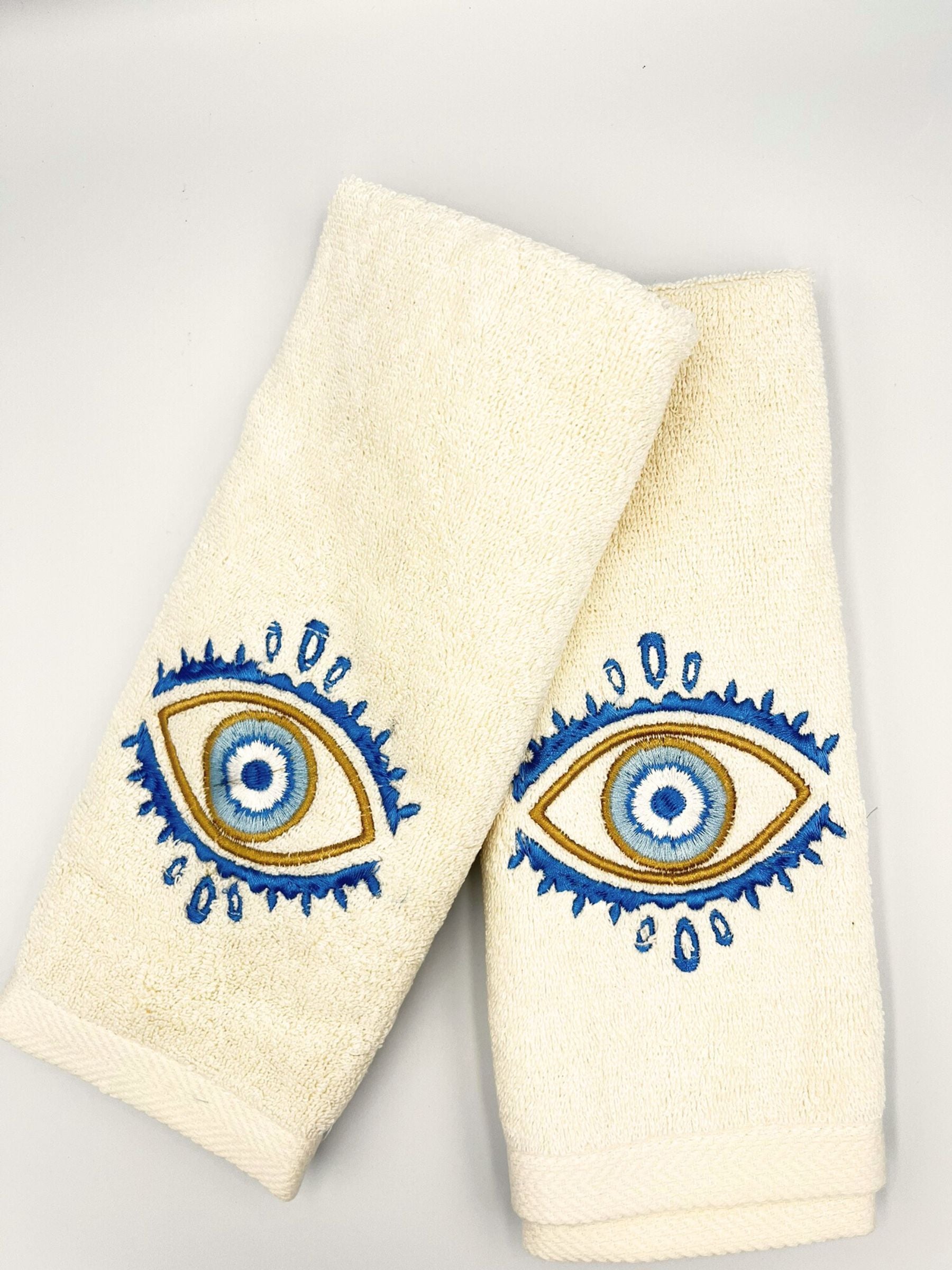 Serviettes Invités Brodées – Lot de 2 (Motifs au choix)