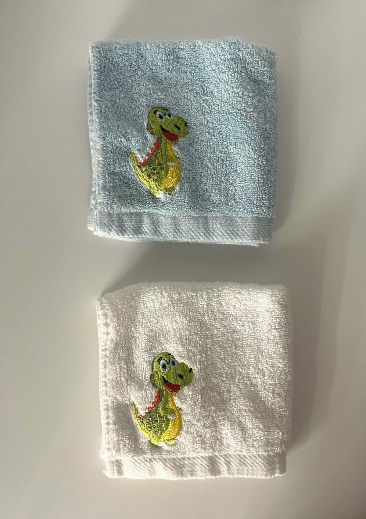 Lot de 2 serviettes mains et visage pour enfants-Dinausore