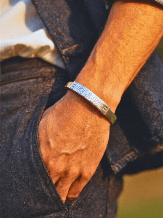 Bangle bracelet - "Blue Lotus"