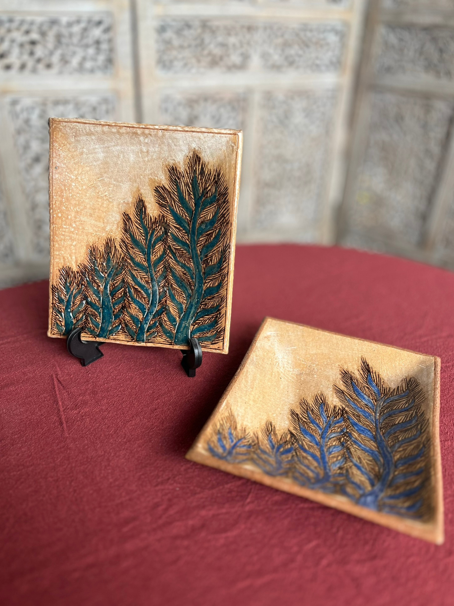 Set of two serving dishes - Tree of Fayoum