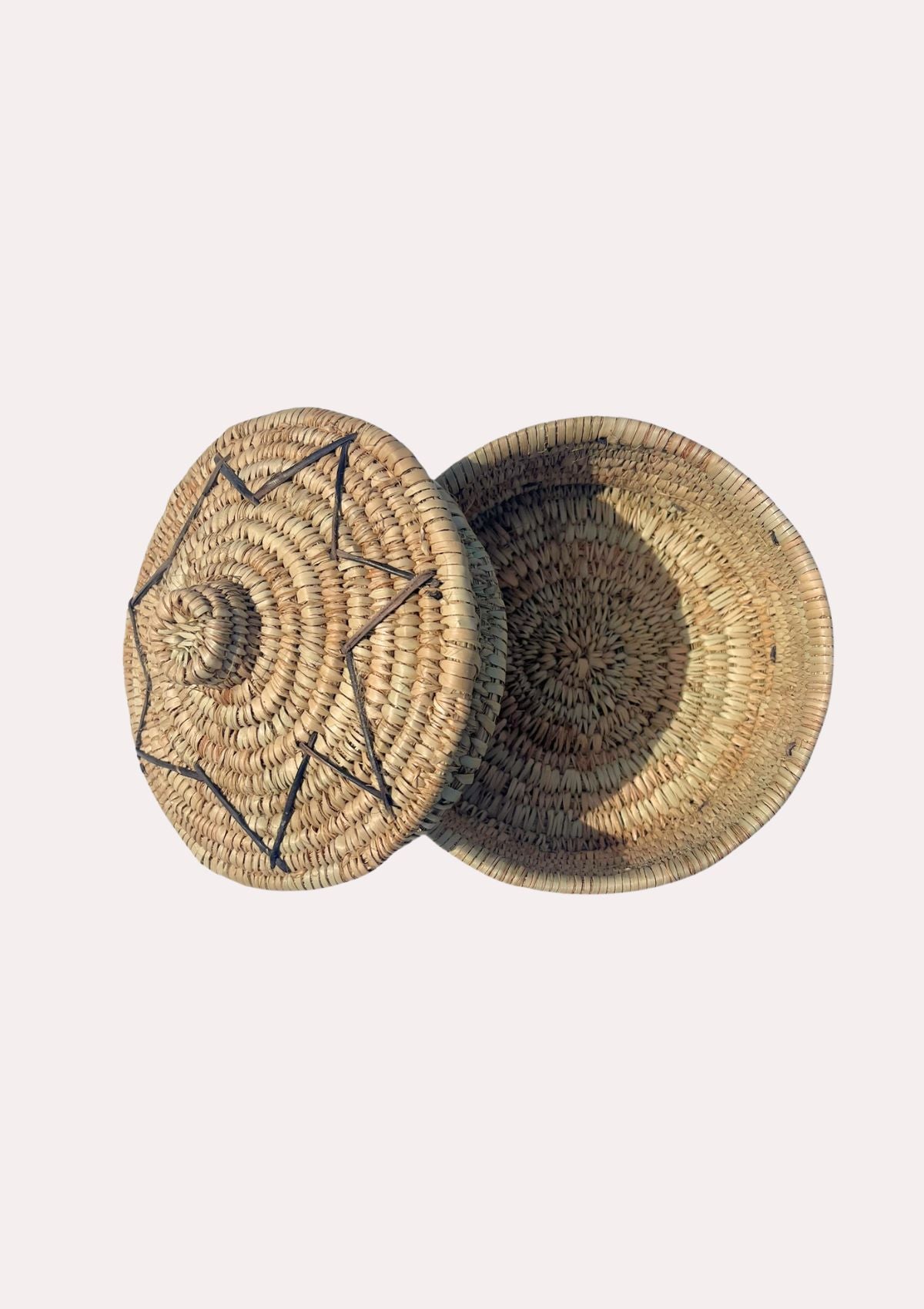 Cylindrical palm leaf box