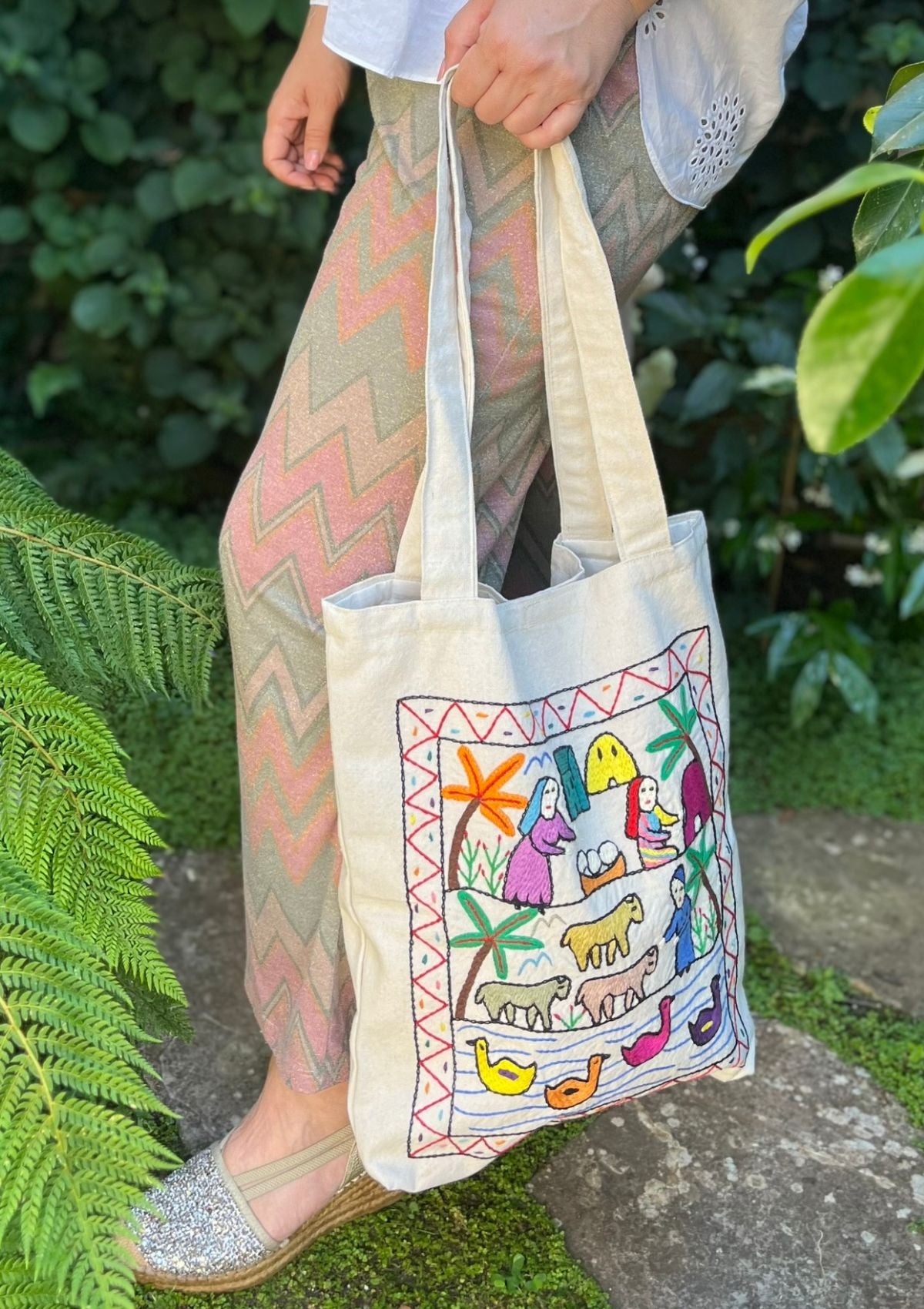 Maxi Tote bag - Cabas brodé main