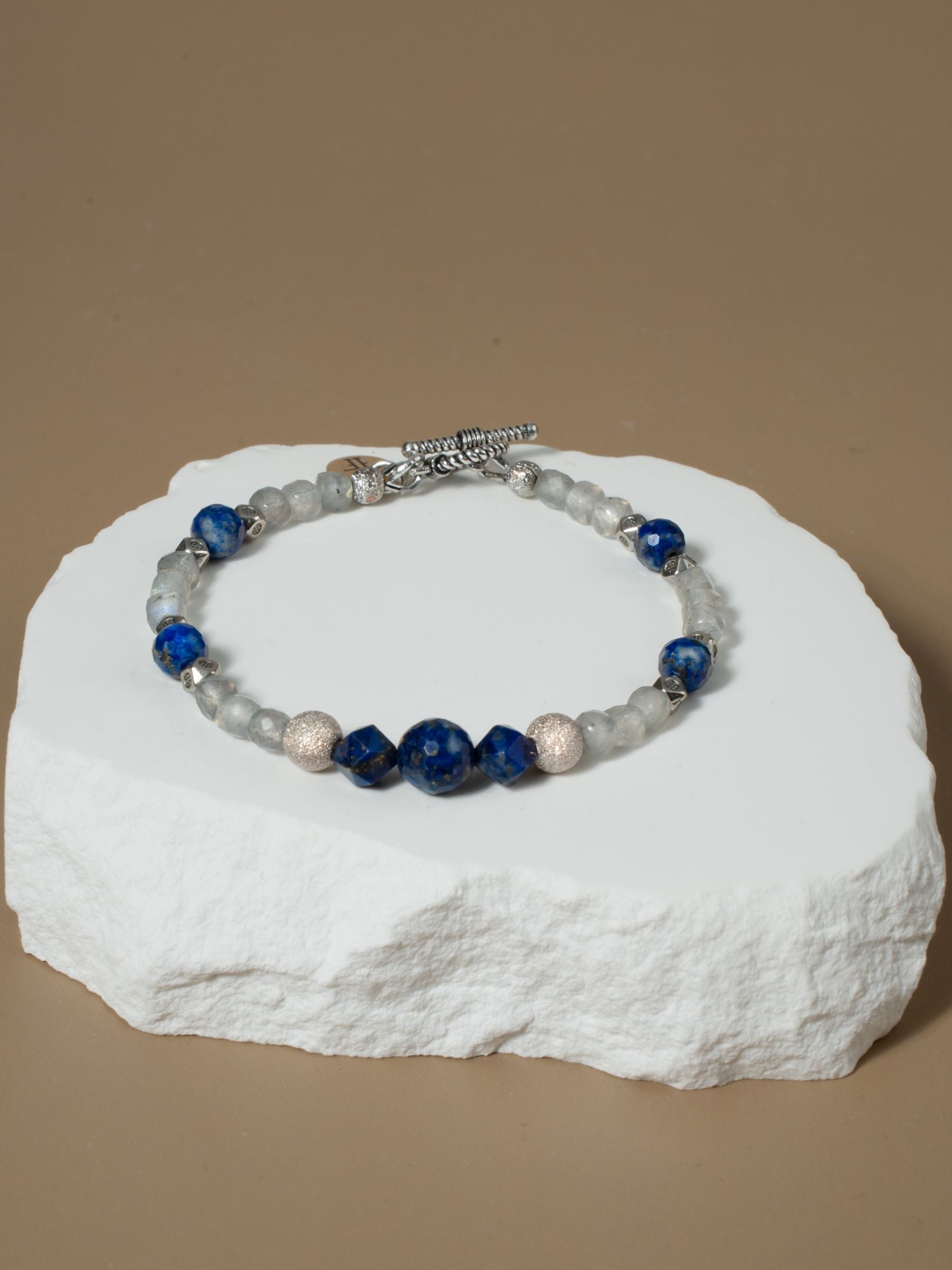"Noun" bracelet