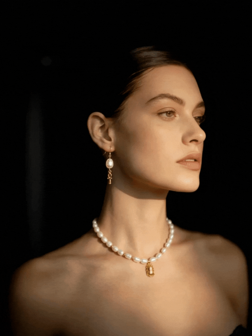 vidéo Collier perles d'eau scarabée bijoux égyptien
